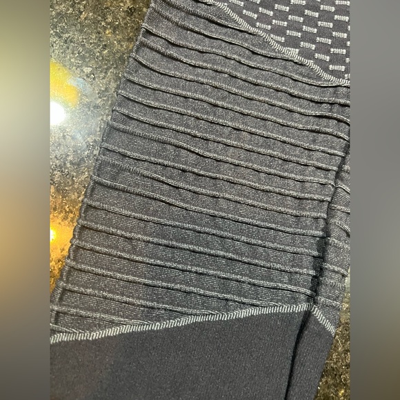 Spanx Seamless Moto Legging in Indigo Sky | Spanx Legging - Picture 10 of 10